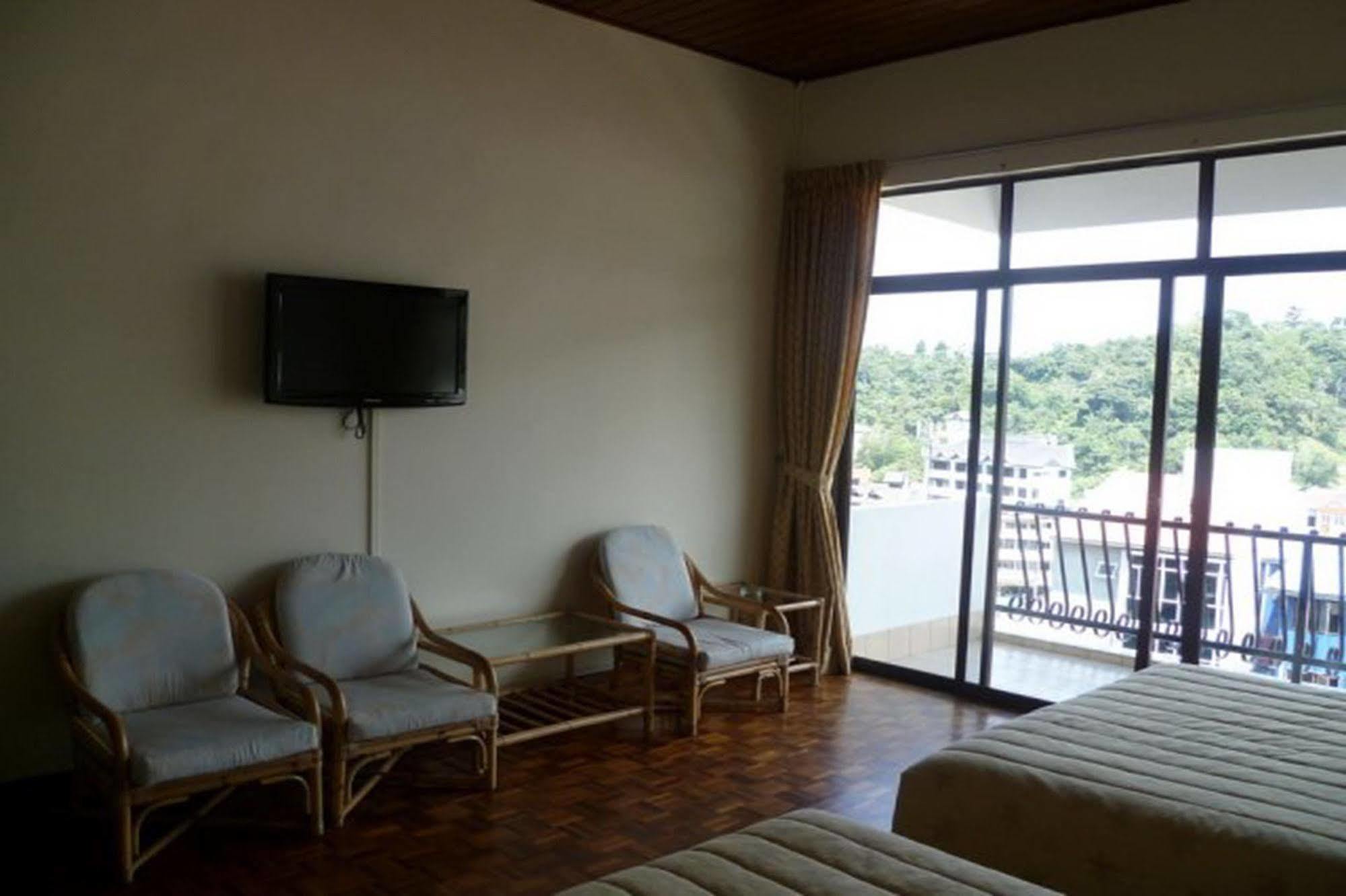 Country Lodge Resort Brinchang Eksteriør billede